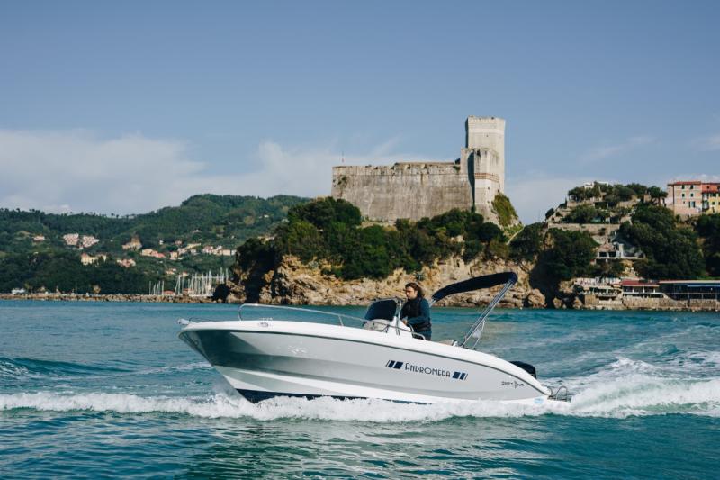 Beppe Nautica Andromeda Orizzonti Gray Castello di Lerici 