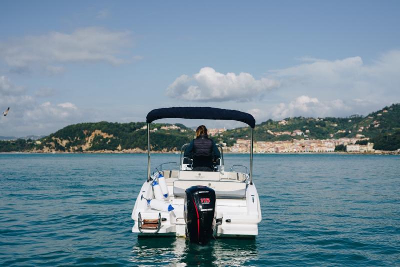 Beppe Nautica Andromeda Orizzonti Mare Lerici